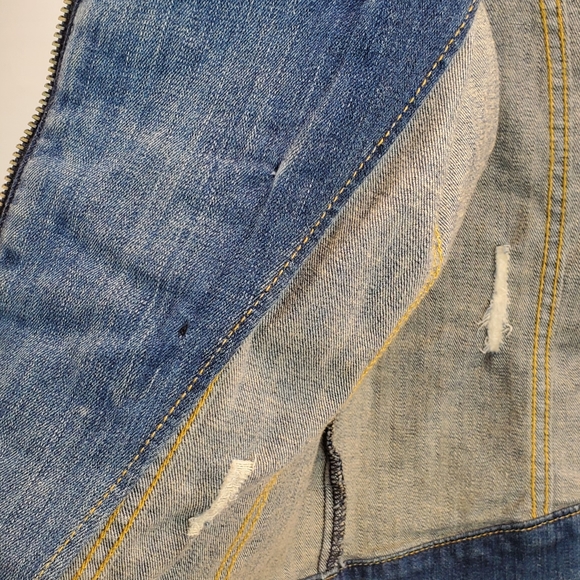 Guess Fitted Denim Jean Jacket, Size L - Picture 11 of 12
